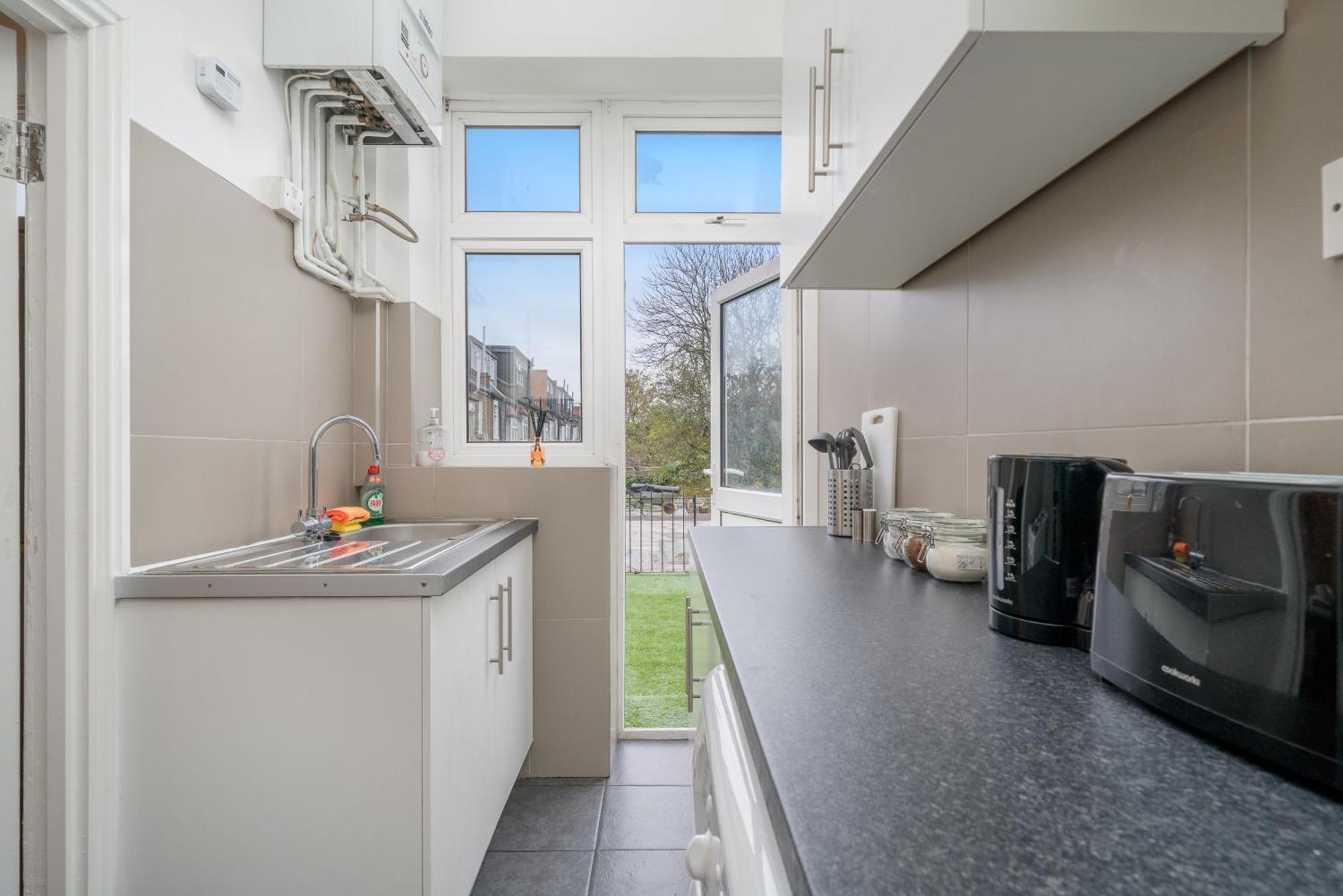The Tooting Bec Hideaway - Prime Location Apartment London Exterior photo